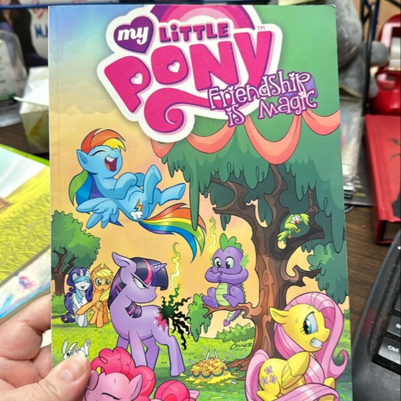 My Little Pony: Friendship Is Magic Volume 1