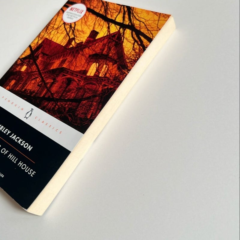 The Haunting of Hill House by Shirley Jackson; Laura Miller, Paperback ...