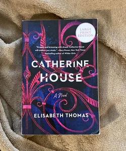 Catherine House (Large Print Edition)