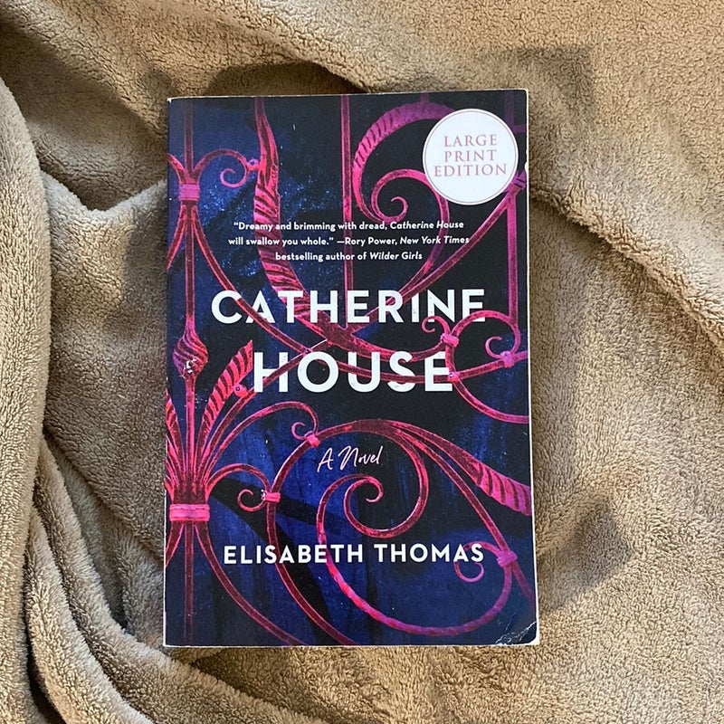 Catherine House (Large Print Edition)