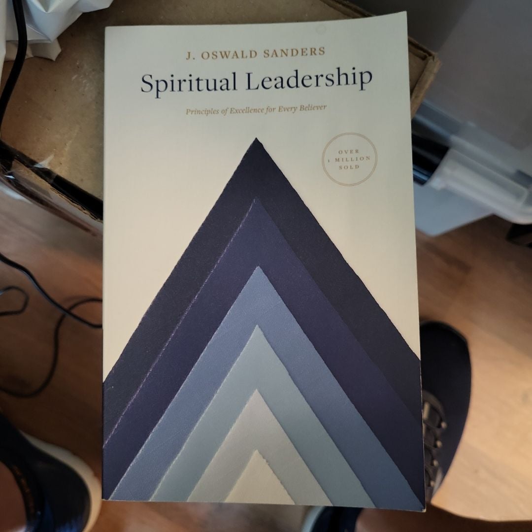 Spiritual Leadership by J. Oswald Sanders, Paperback Pangobooks