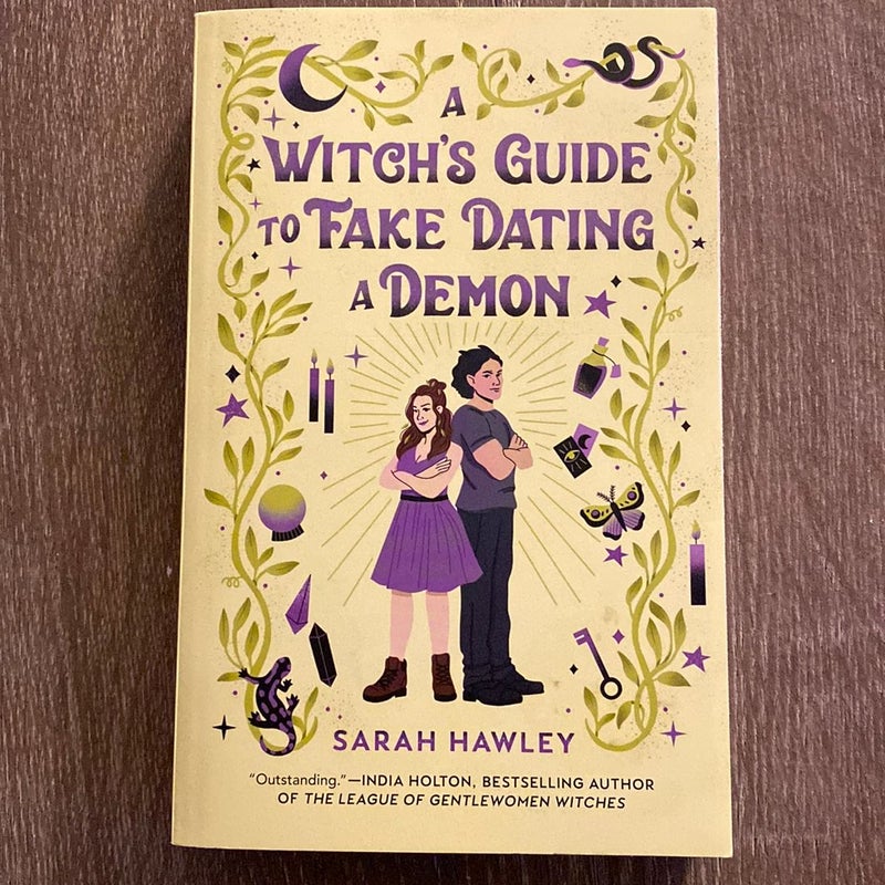 A Witch's Guide to Fake Dating a Demon