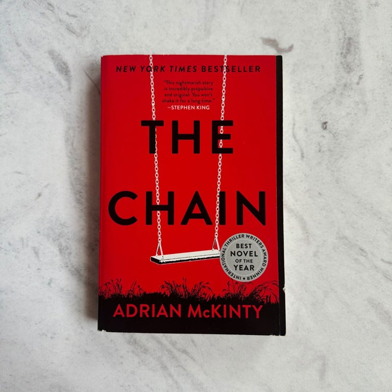 The Chain by Adrian McKinty, Paperback | Pangobooks