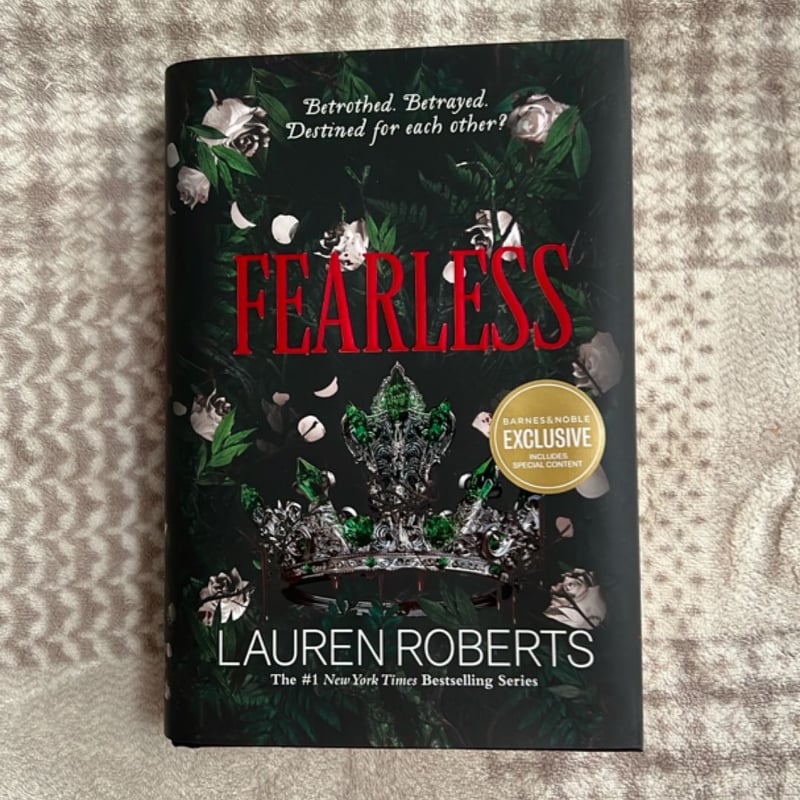 Fearless by Lauren Roberts, Hardcover Pangobooks