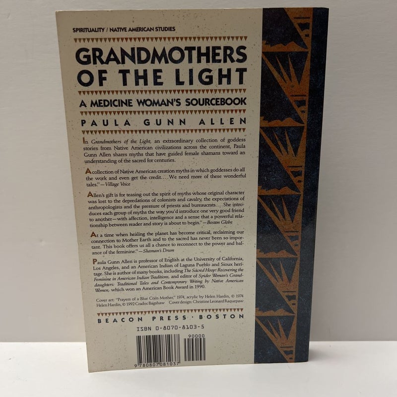 A Medicine Woman's Sourcebook: Grandmothers of the Light