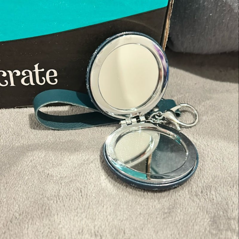 Owlcrate kechain mirror | Evocation