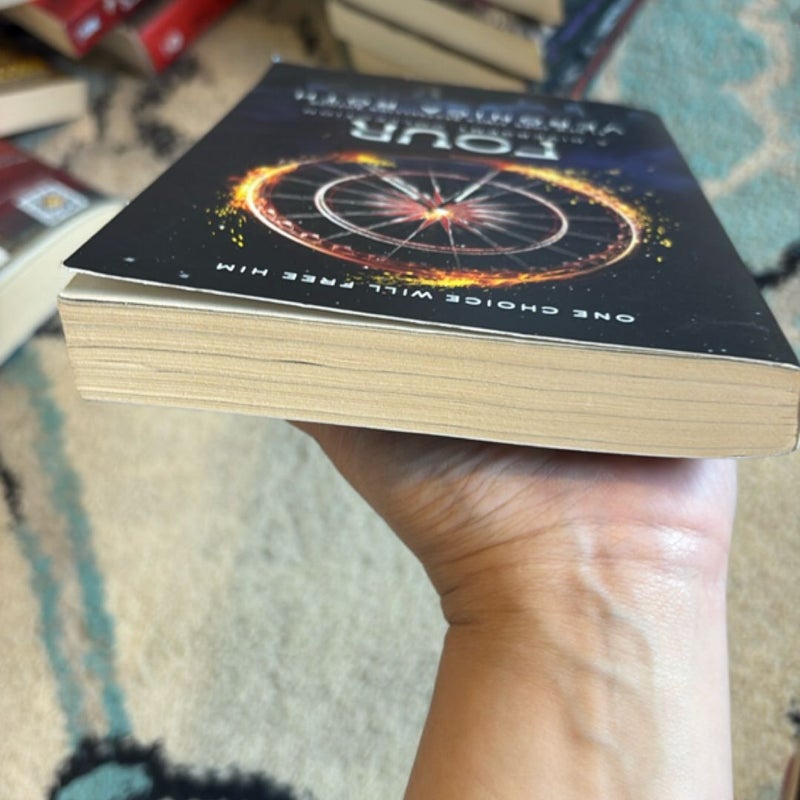 Four: a Divergent Collection