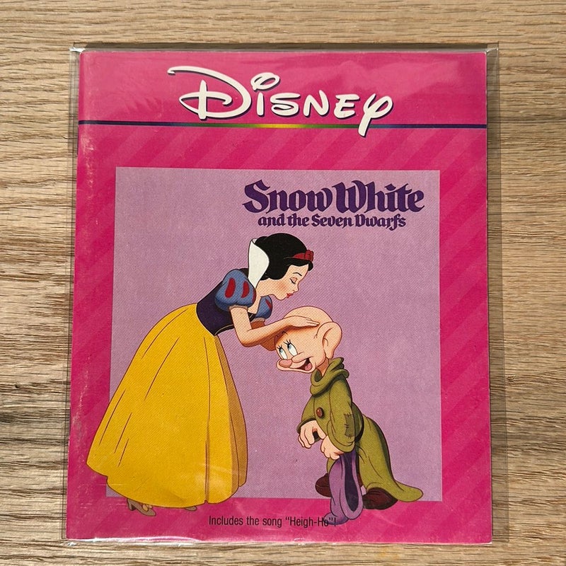 Disney Classic Snow White and the Seven Dwarfs