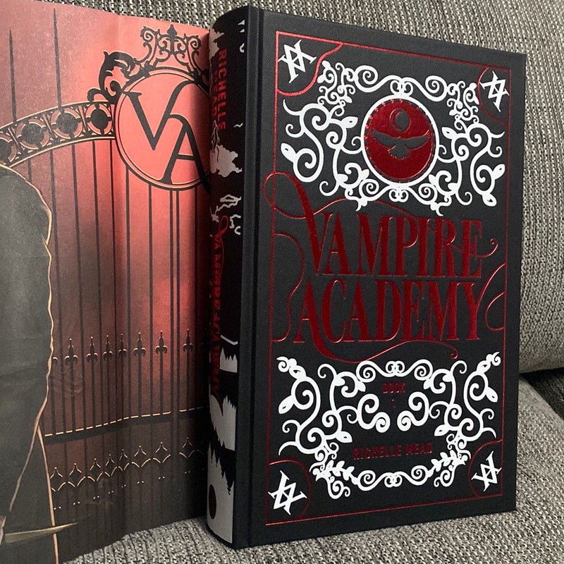 Vampire Academy Fairyloot Edition
