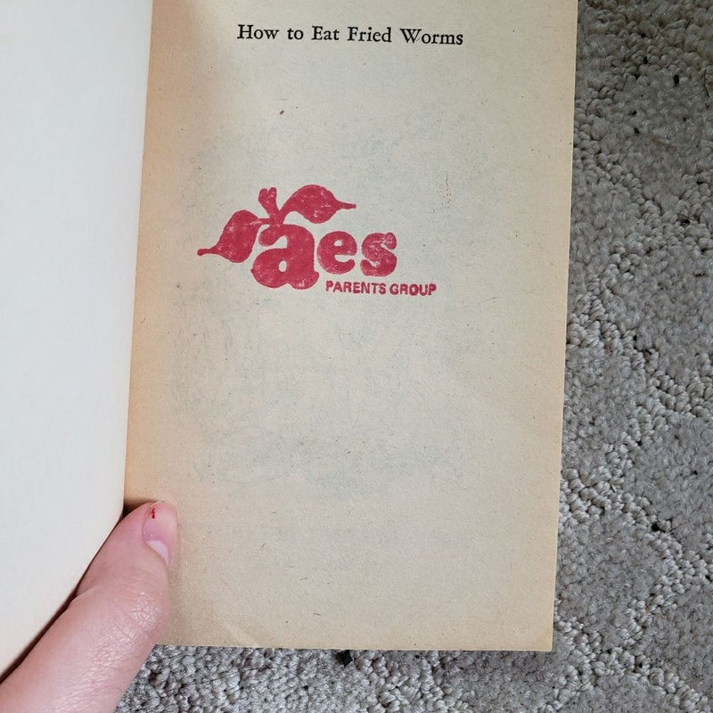 How to Eat Fried Worms (10th Dell Yearling Printing, 1981)