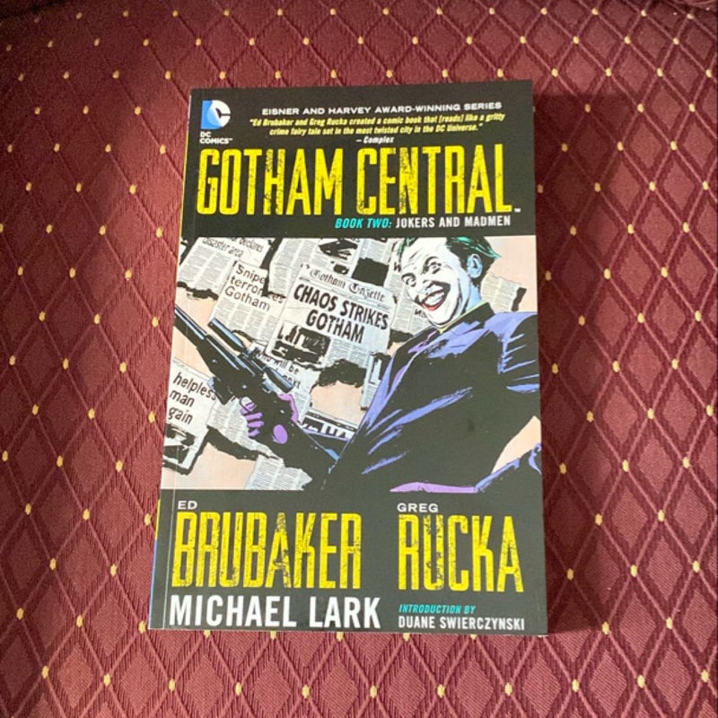 Gotham Central Book 2: Jokers and Madmen