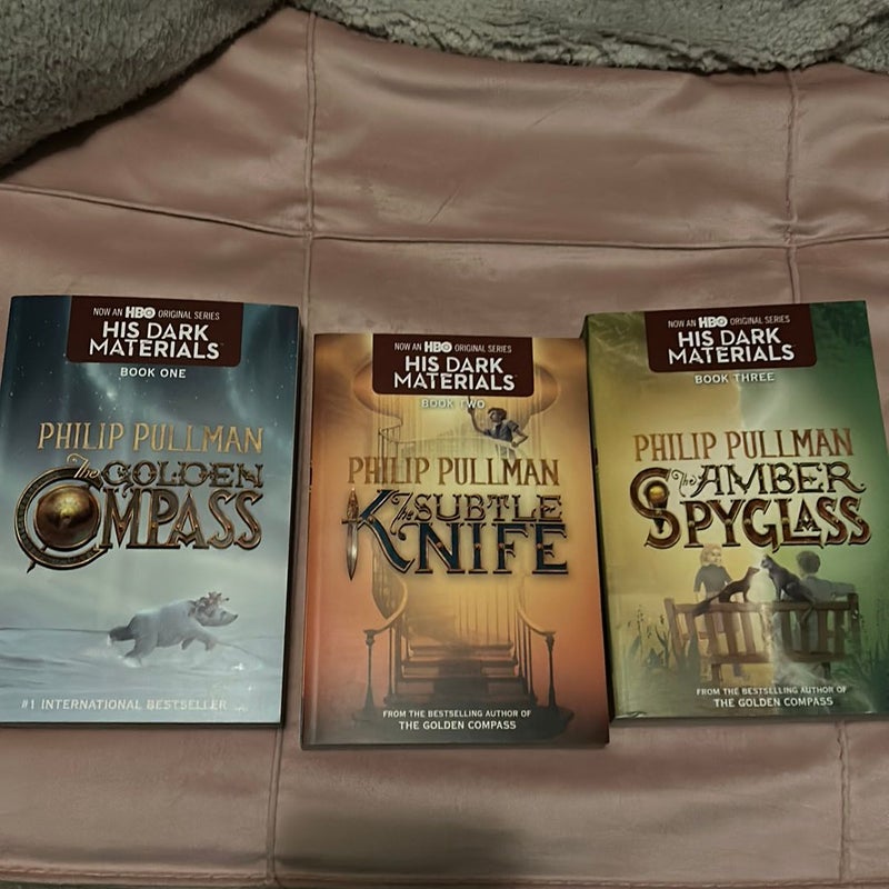 His Dark Materials: the Golden Compass (Book 1)