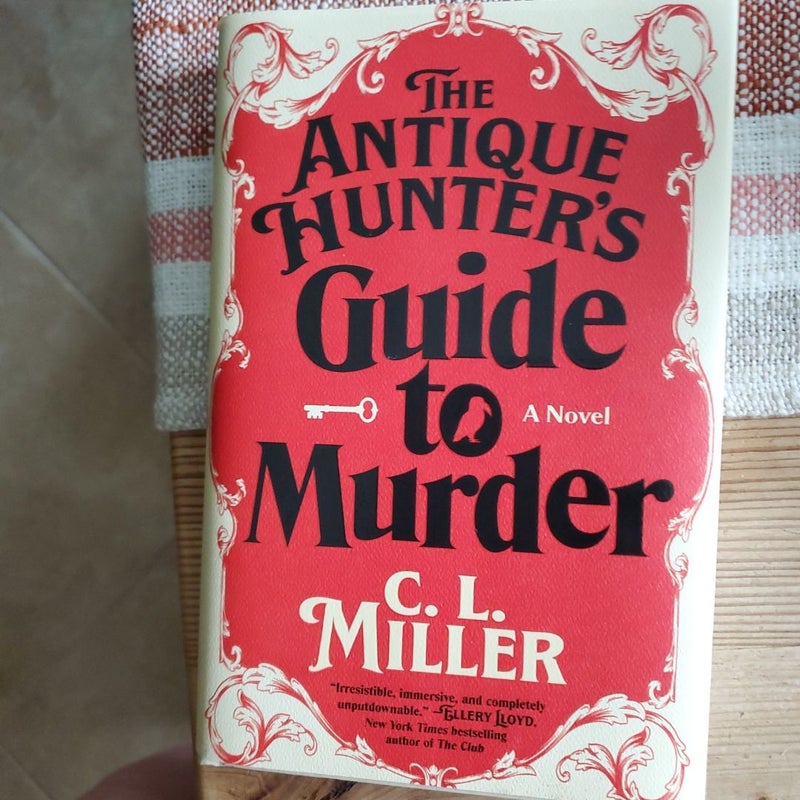 The Antique Hunter's Guide to Murder