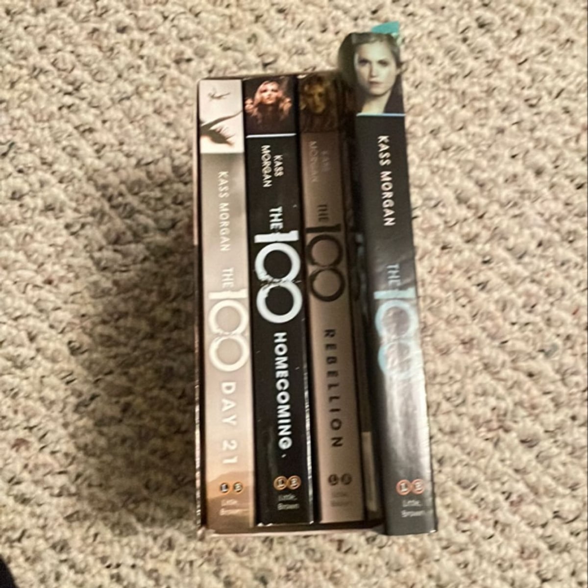 The 100 Complete Boxed Set by Kass Morgan, Paperback | Pangobooks