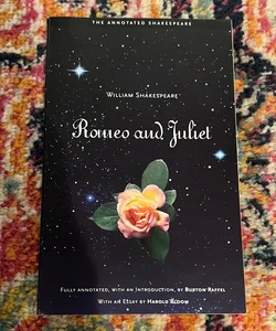 Romeo and Juliet [The Annotated Shakespeare] Trade PB VG