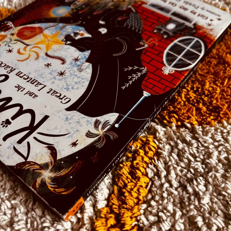 Kitty and the Great Lantern Race