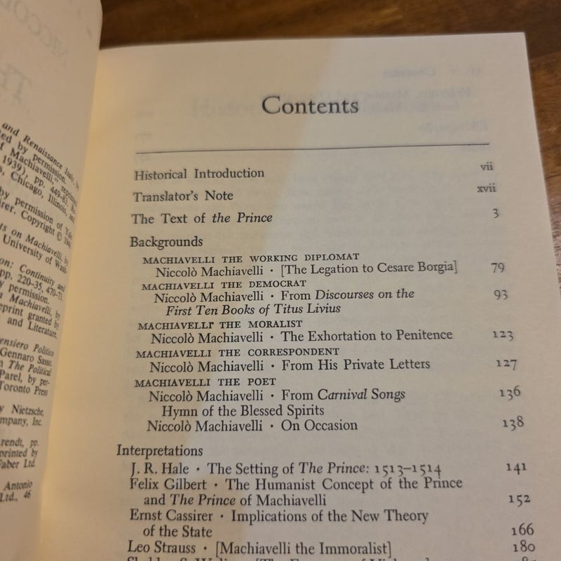 FIRST EDITION, VINTAGE 1977 (Norton Critical Edition) Written by Niccolo Machiavelli, Translated and Edited by Robert M. Adams