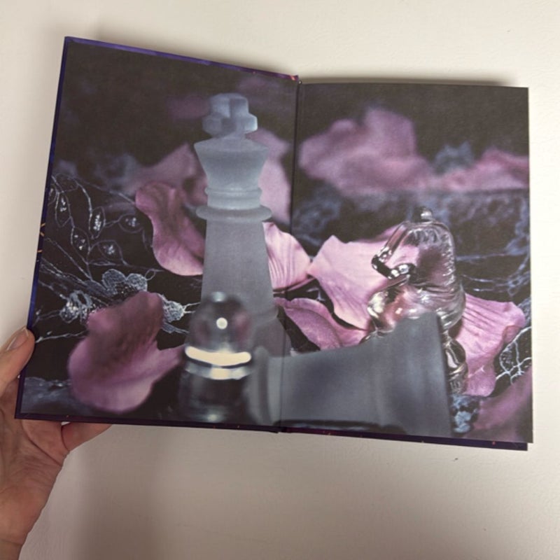 Beauty in Lies (MYSTIC BOX EDITIONS)