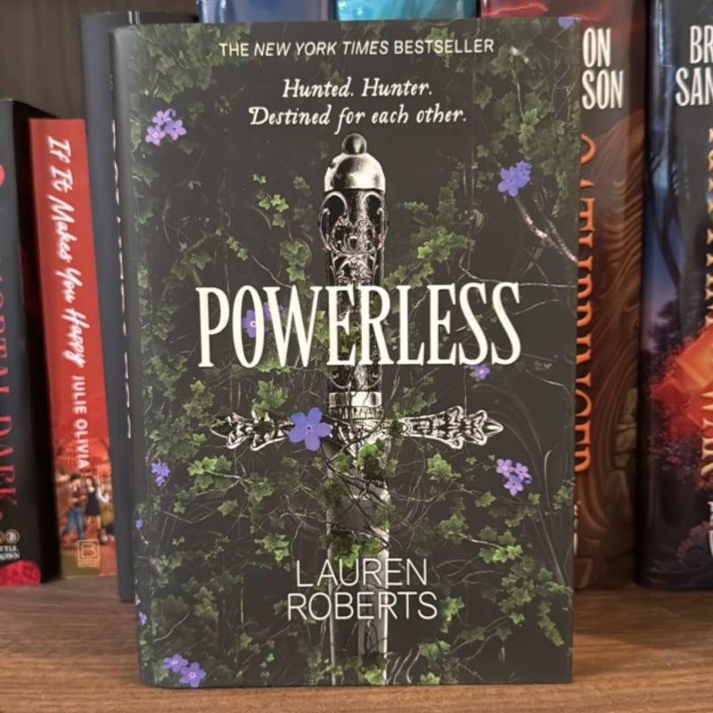 Powerless by Lauren Roberts, Hardcover | Pangobooks