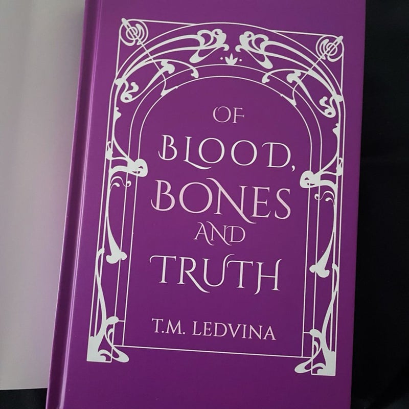 Of Blood, Bones, and Truth (Fox & Wit Edition)