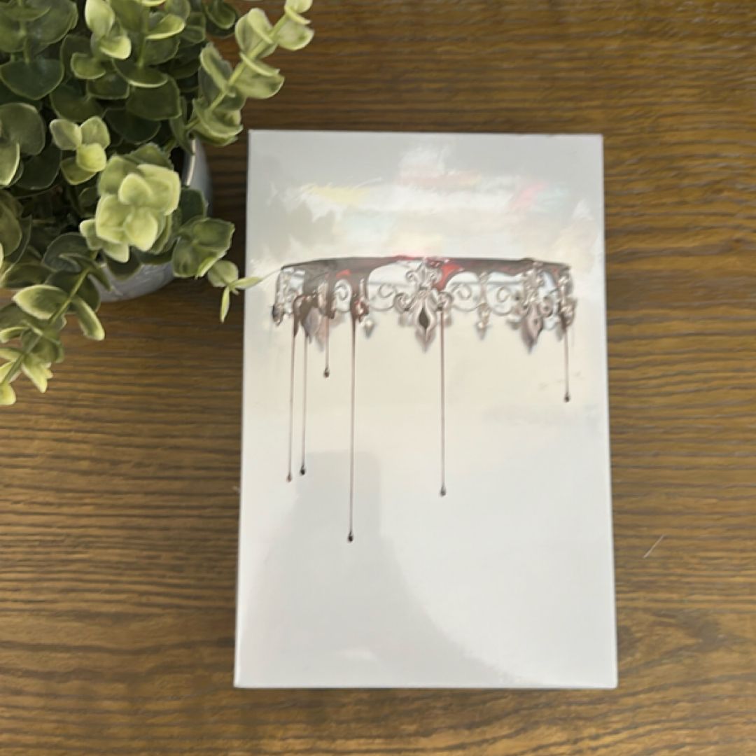 Red Queen 2-Book Paperback Box Set