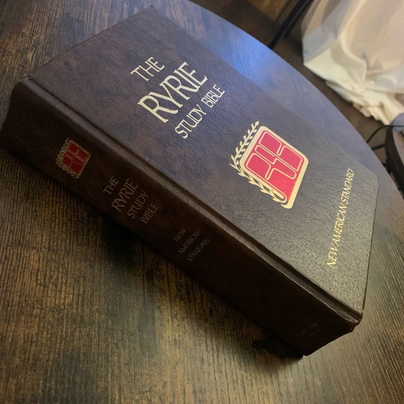 The Ryrie Study Bible - 1978
