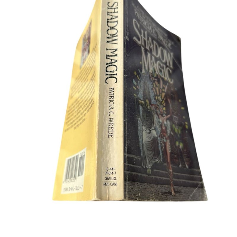 Shadow Magic: Book 1 of 5: The Lyra Novels