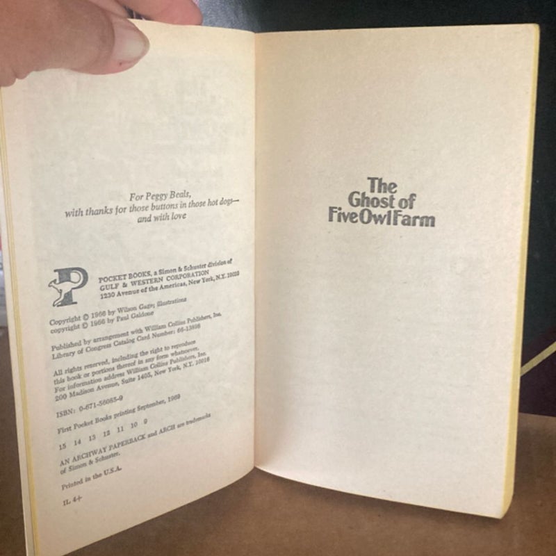The Ghost of Five Owl Farm (VINTAGE )