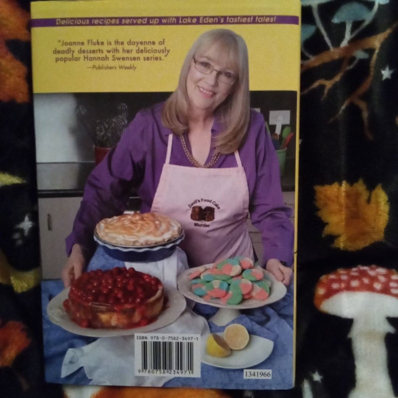 Joanne Fluke's Lake Eden Cookbook