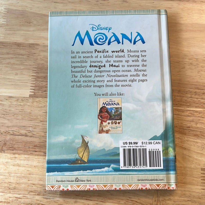 Moana: the Deluxe Junior Novelization (Disney Moana)