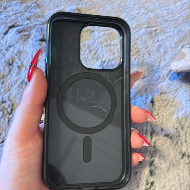 Bookish iPhone 15 Pro Case and PopSocket