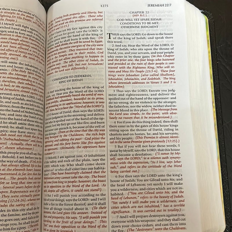 Expositor's Study Bible