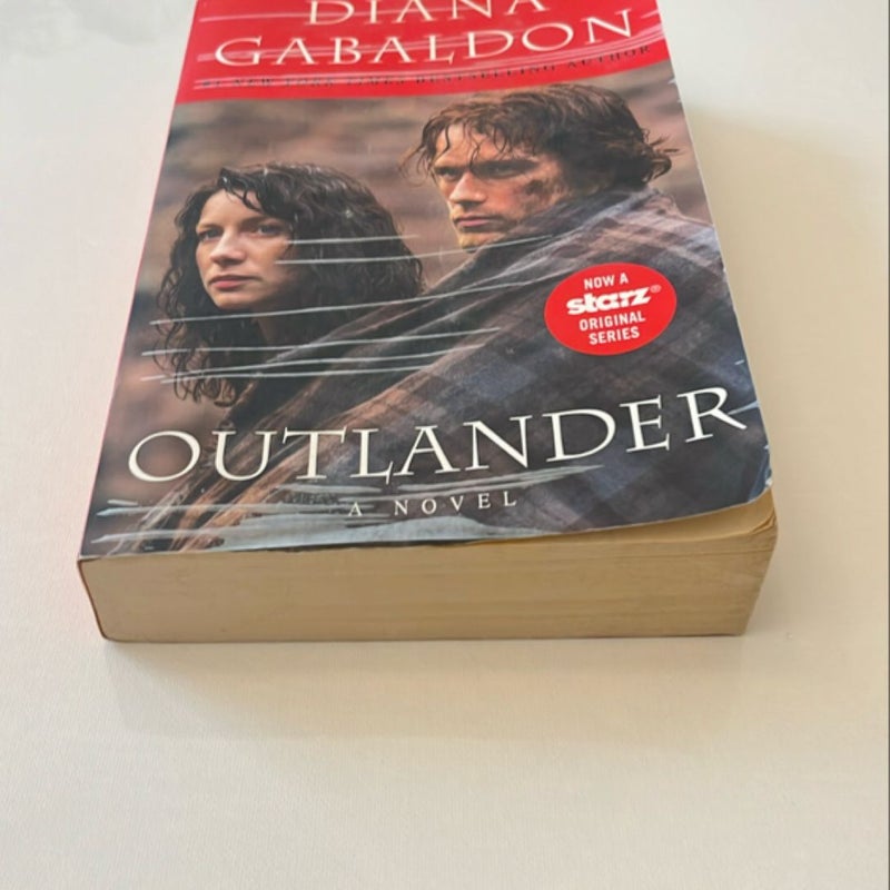 Outlander (Starz Tie-In Edition)