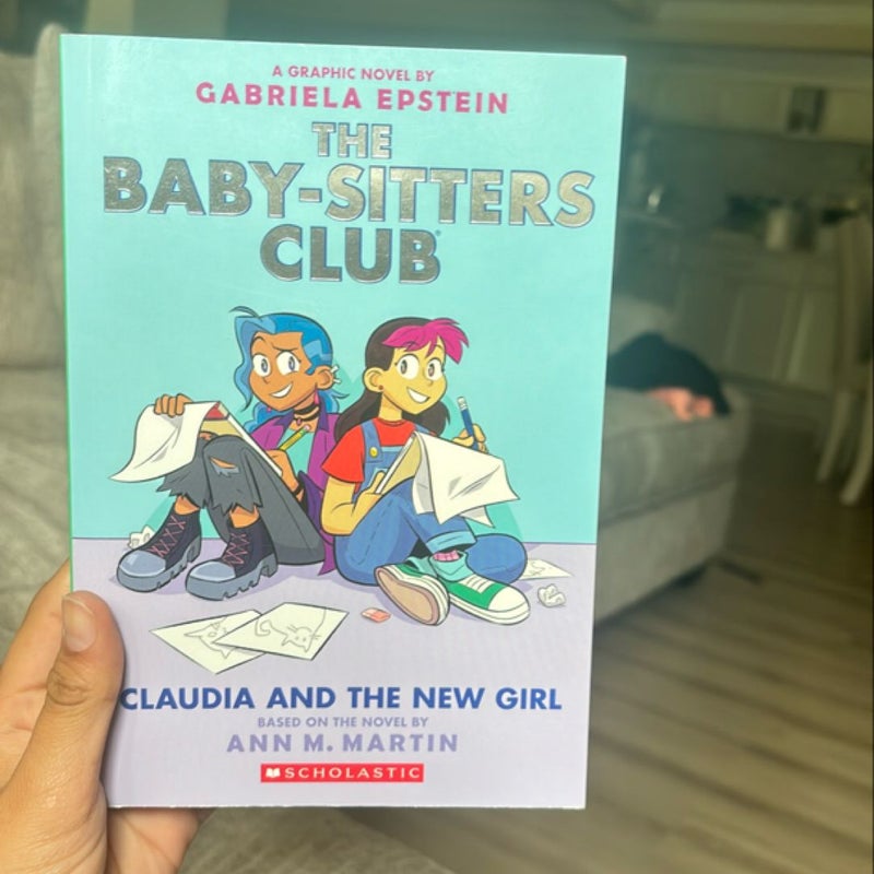 Claudia and the New Girl (the Baby-Sitters Club Graphic Novel #9)