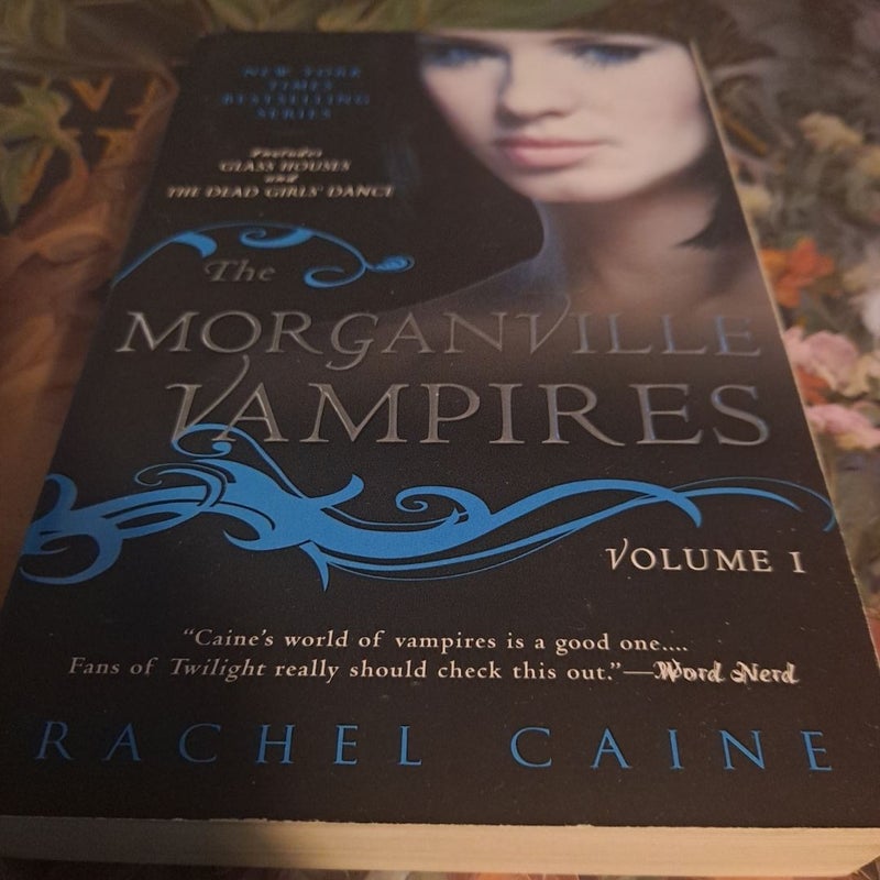 The Morganville Vampires, Volume 1