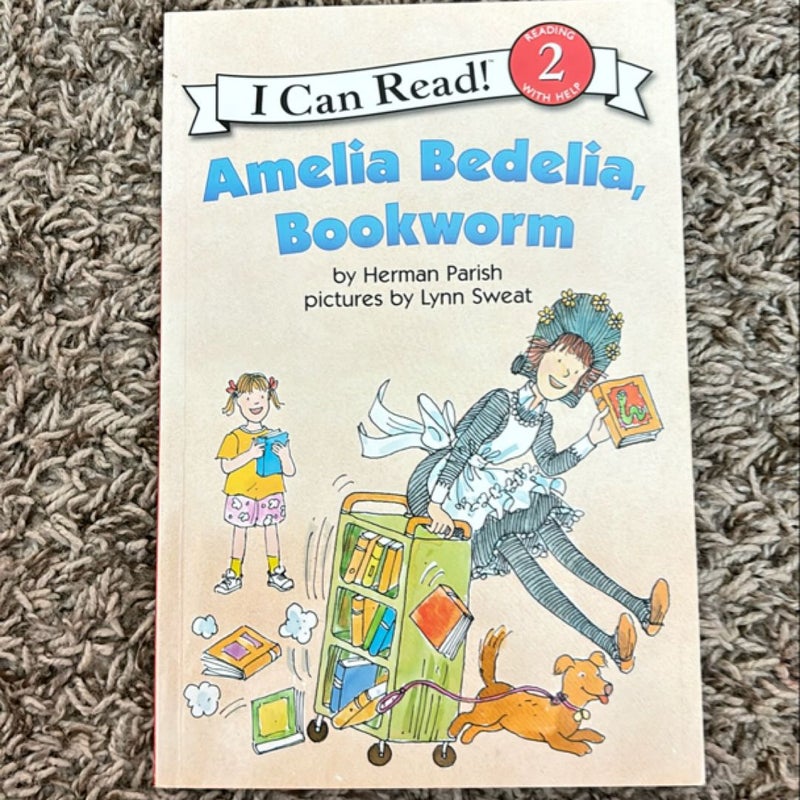 Amelia Bedelia, Bookworm