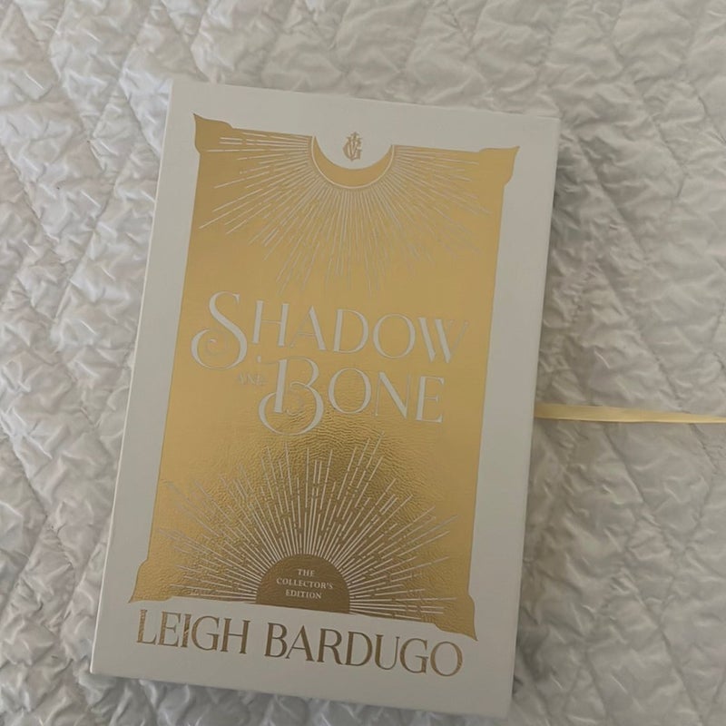 Shadow and Bone: the Collector's Edition
