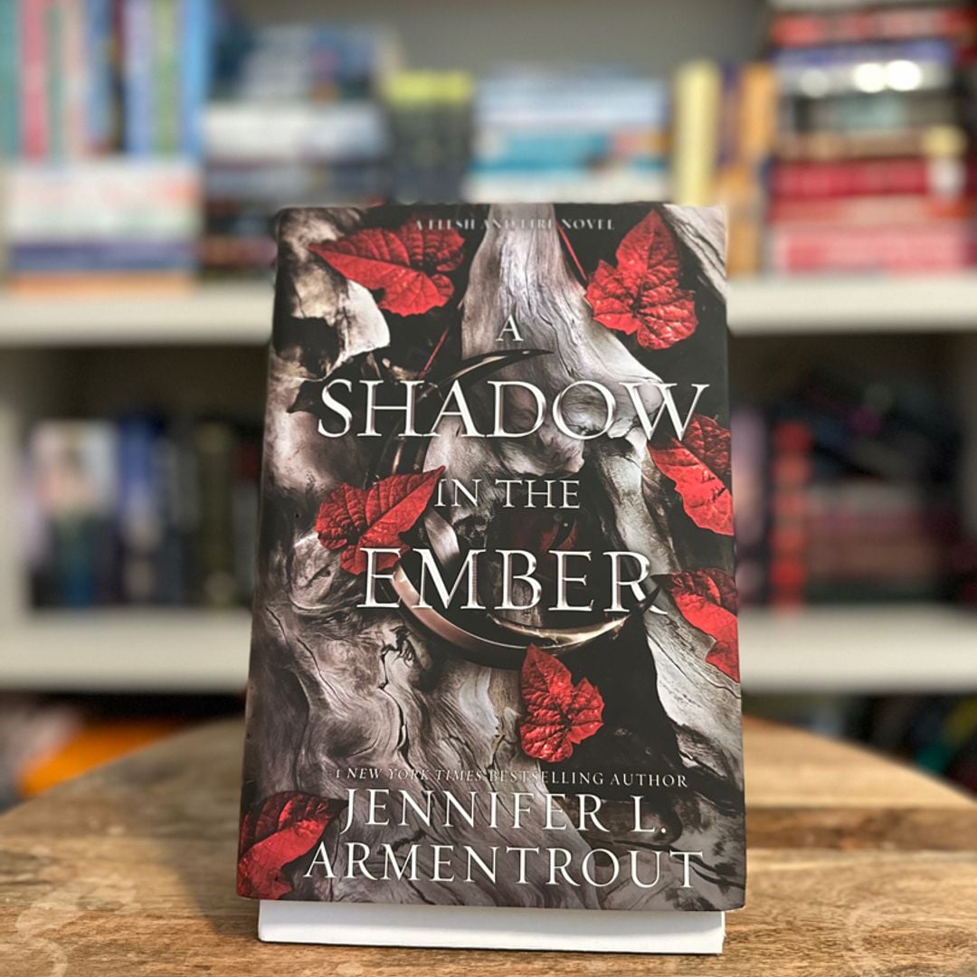 A Shadow in the Ember by Jennifer L. Armentrout, Hardcover | Pangobooks