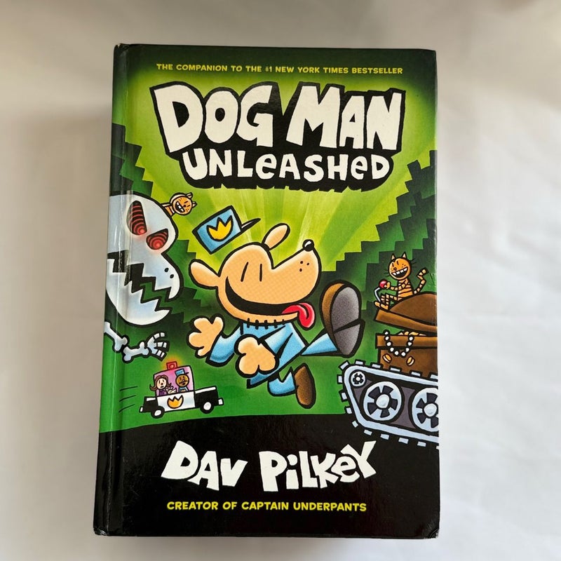 Dog Man Graphix Book Set