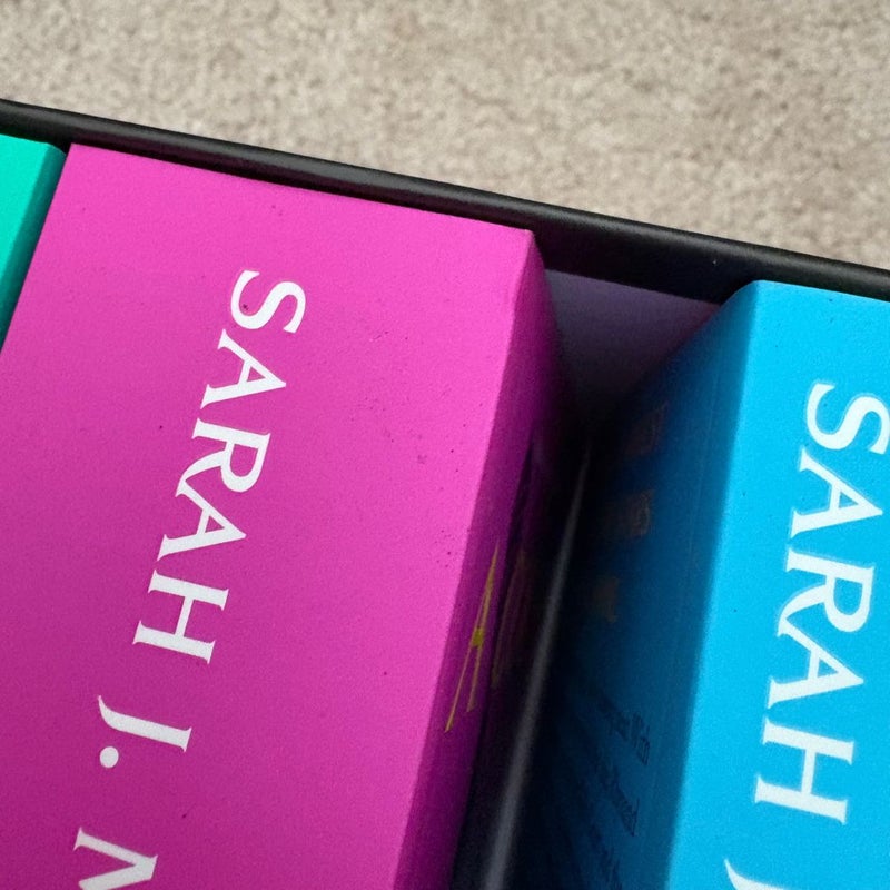 A Court of Thorns and Roses Box Set