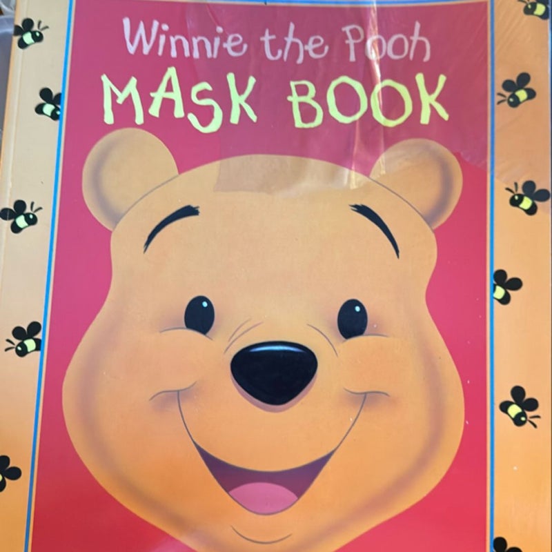 Winnie the Pooh Mask Book