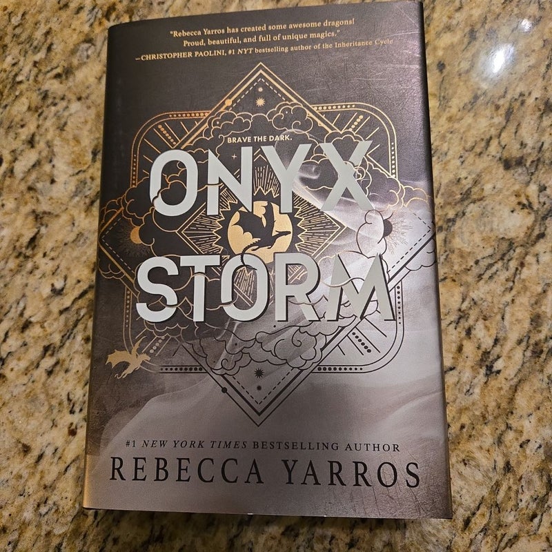 Onyx Storm (Deluxe Limited Edition)