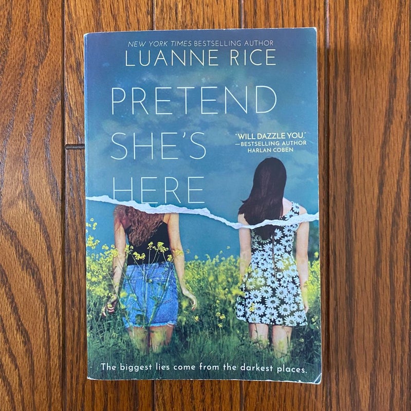 Pretend She's Here (Point Paperbacks)