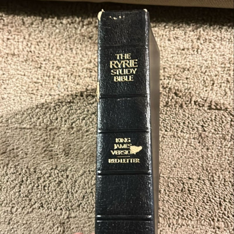 The Ryrie Study Bible