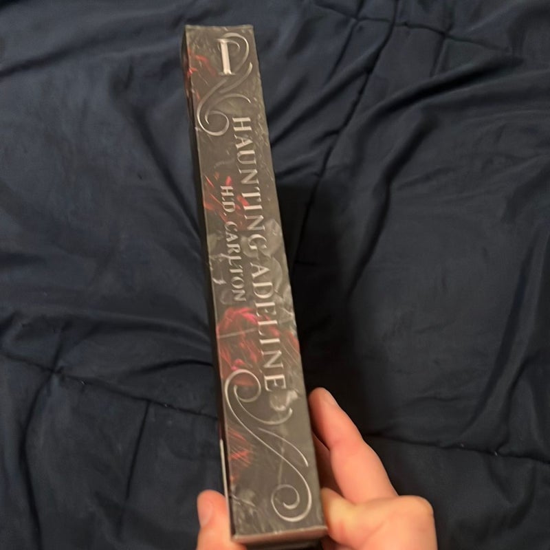 Haunting Adeline by H.D. Carlton, Paperback Pangobooks