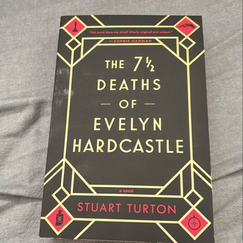 The 7½ Deaths of Evelyn Hardcastle