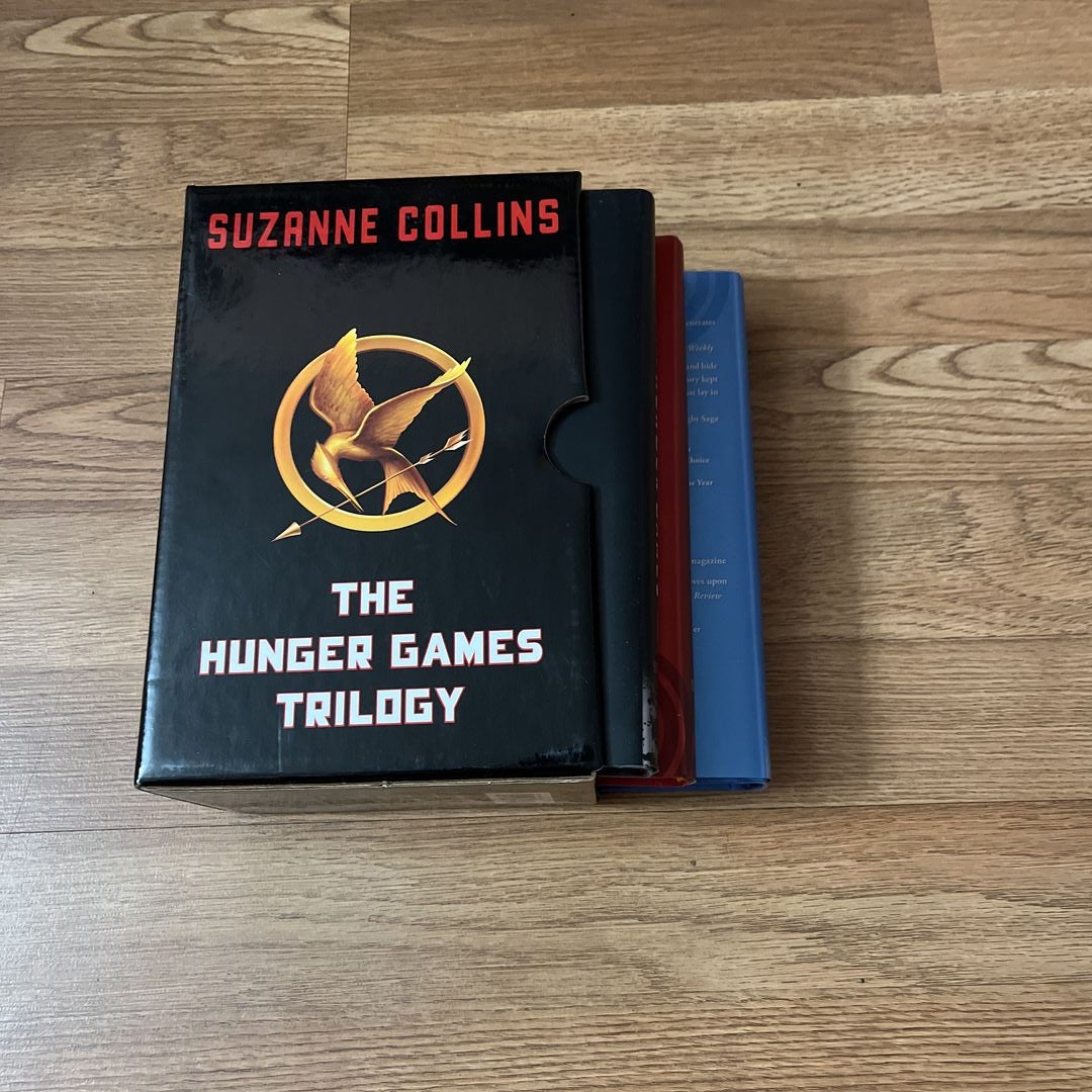 Hunger Games Suzanne Collins First Edition Signed Trilogy