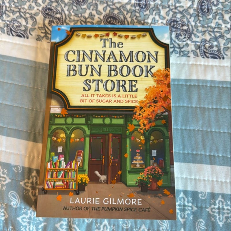 The Cinnamon Bun Book Store (Dream Harbor, Book 2)