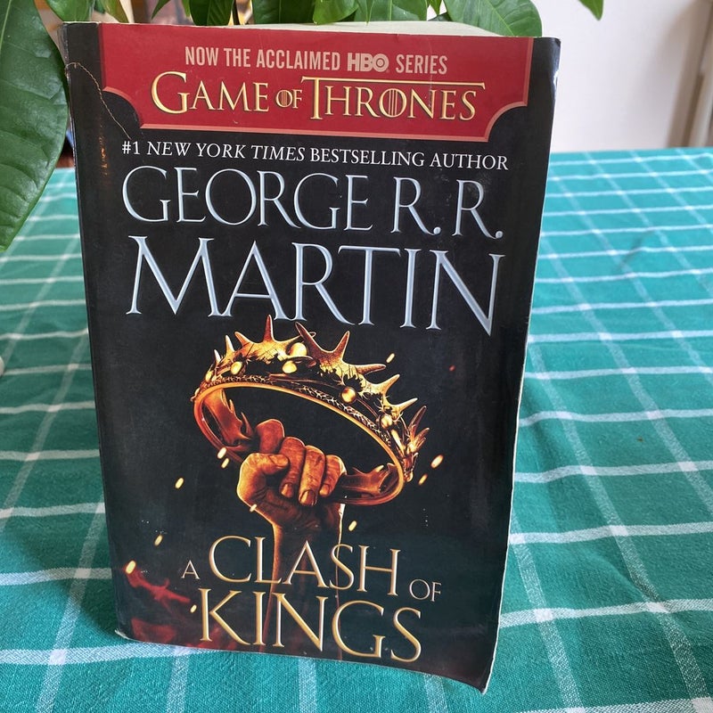 A Clash of Kings (A Song of Ice and Fire) Signed By George R R Martin by  George R. R. Martin: Very Good Hardcover (2011) 2nd Edition., Signed by  Author