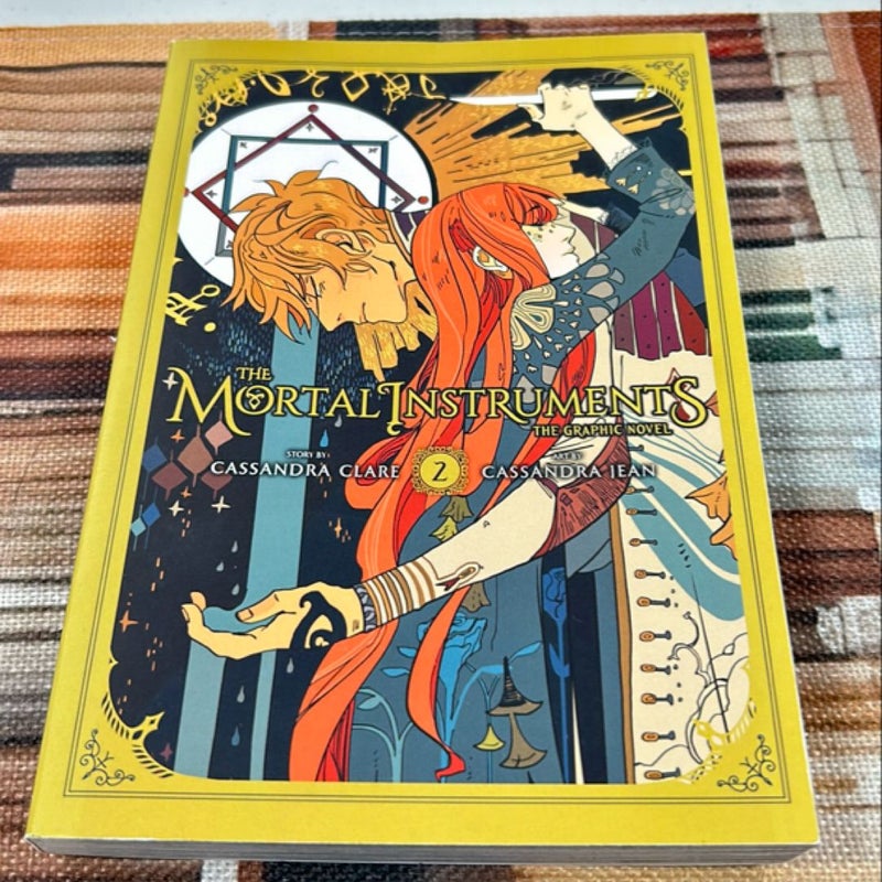 The Mortal Instruments: the Graphic Novel, Vol. 2